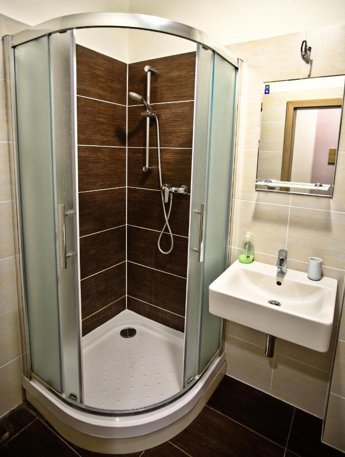 Apartman Na Kraji Lesa Vsemina Luaran gambar
